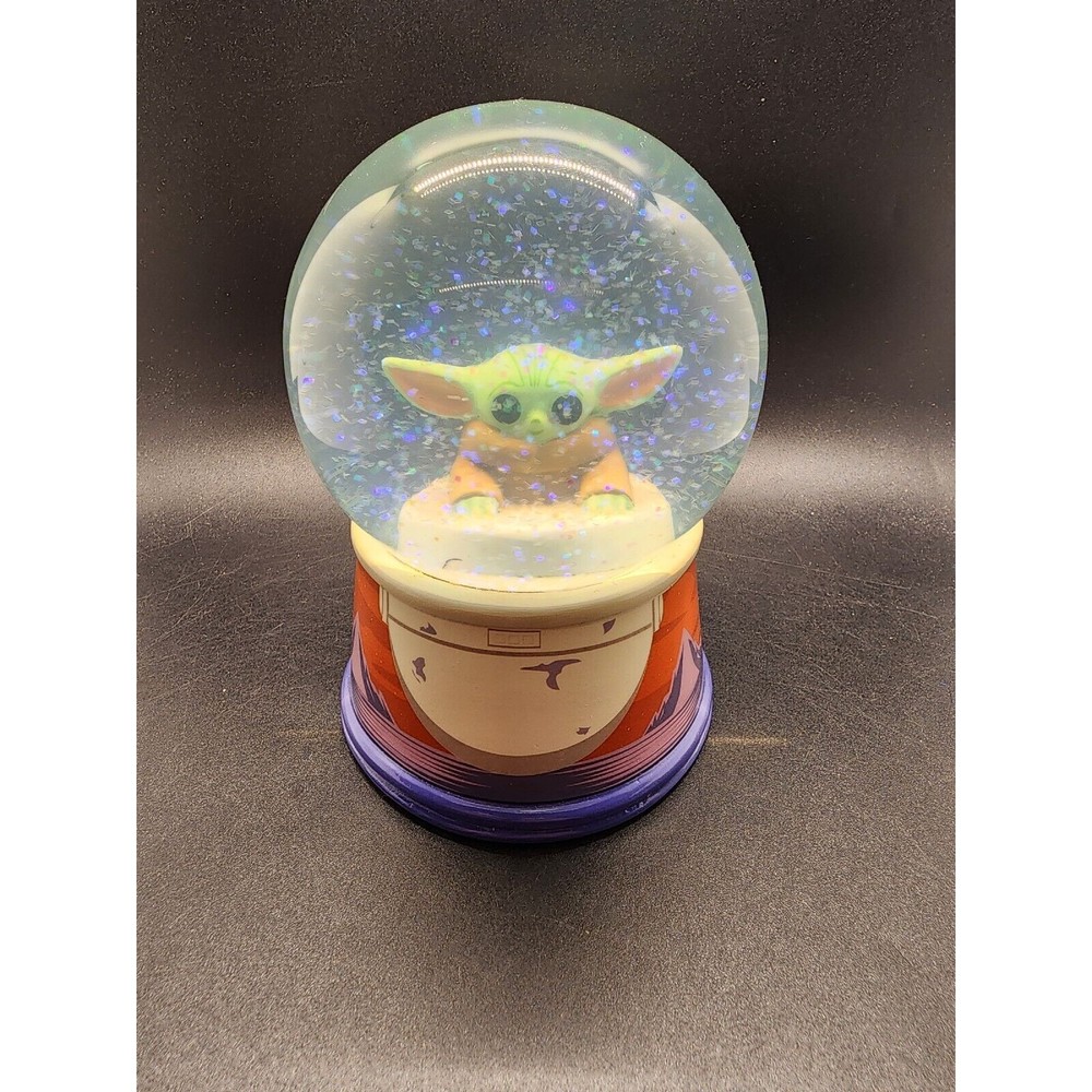 Star Wars The Mandalorian The Child Egg Pod 6" Snow Globe 6"